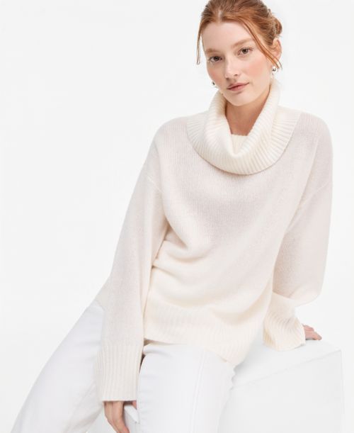 Women's Cashmere Relaxed Turtleneck Sweater, Macy's Exclusive - Vanilla Ice