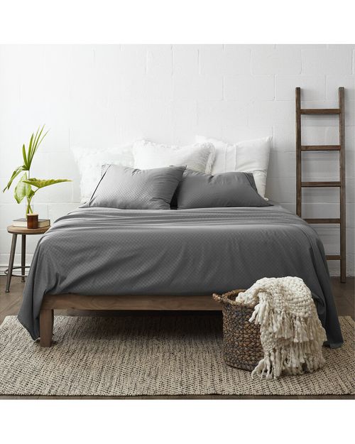 Premium Checkered Embossed 4Pc Bed Sheet Set