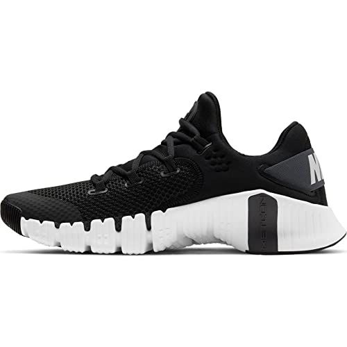 NIKE Unisex Free Metcon 4 Soccer Shoe