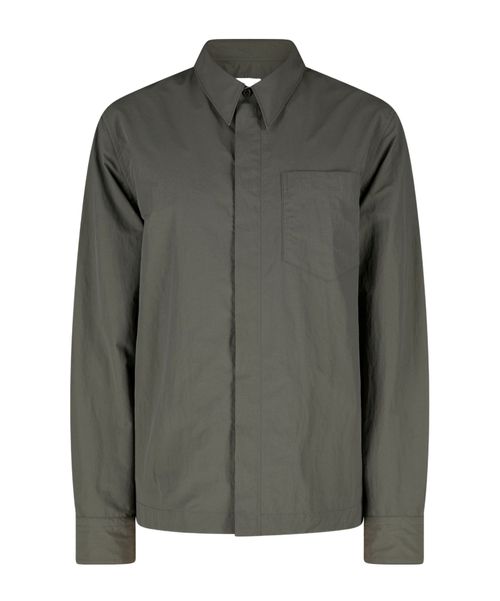 Long-sleeved shirt