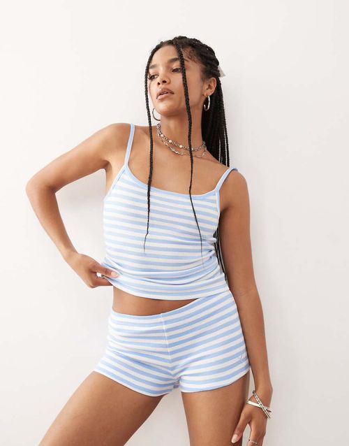 Stripe micro short coord in blue and white