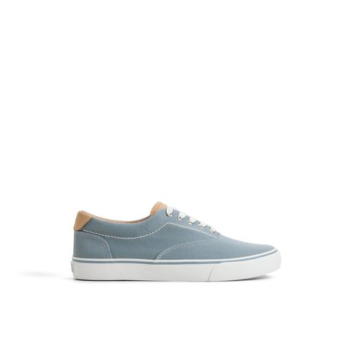Cvo Helm Sneaker in Light Blue