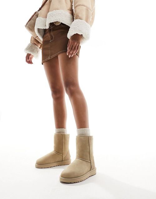 Classic short II boots in stone-Neutral