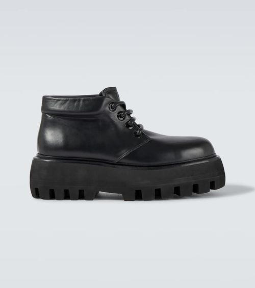 Sofa leather boots