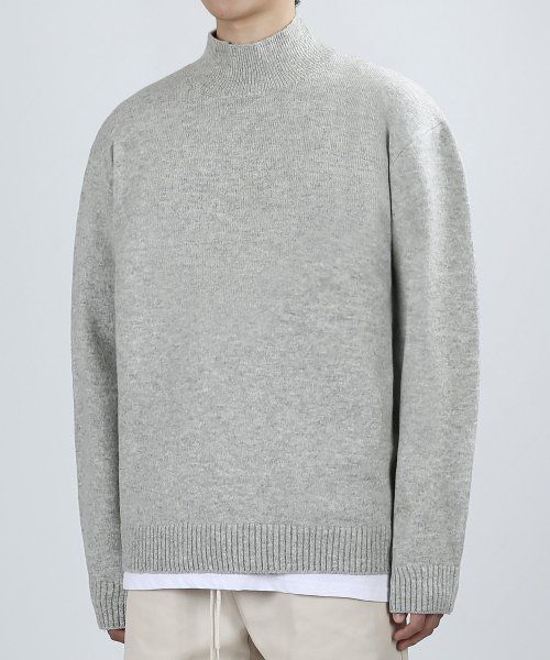 SNUG TURTLENECK KNIT