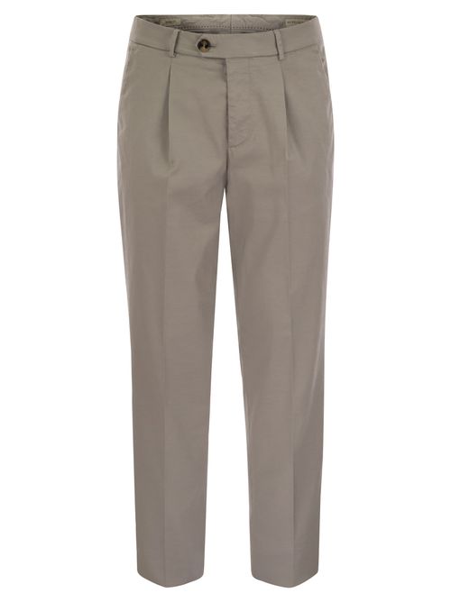 Garment-dyed Leisure Fit Trousers In American Pima Comfort Cotton With Pleats