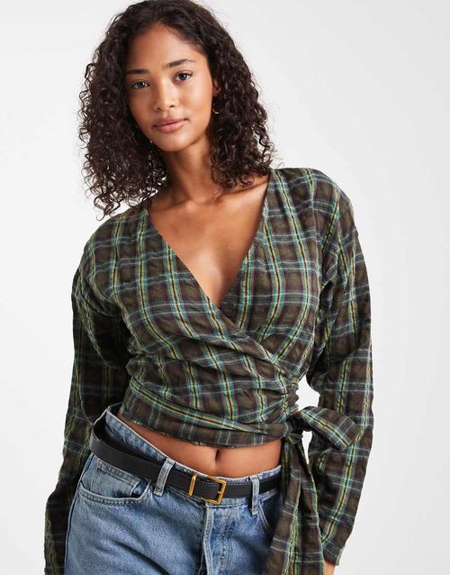 Long sleeve wrap top in green check