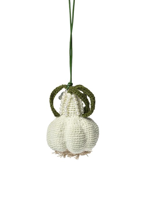 Gohar World Garlic Crochet Bag Charm in Garlic - White. a