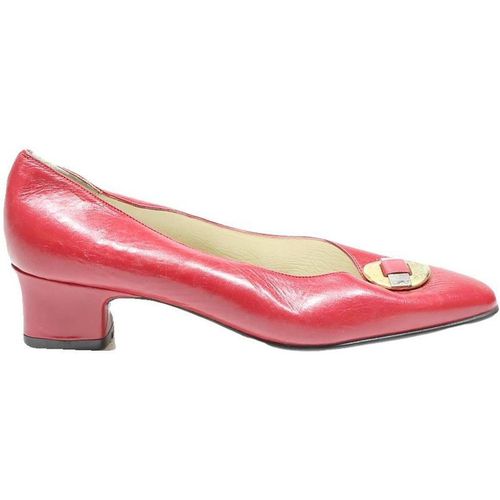 MARIO CERUTTI Womens Red Leather Low Heel Court Shoes Elegant Classic