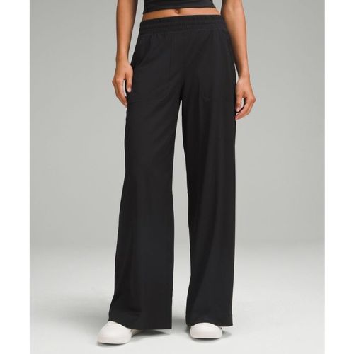 Lululemon – Women's Swift Mid-Rise Wide-Leg Pants – Color Black