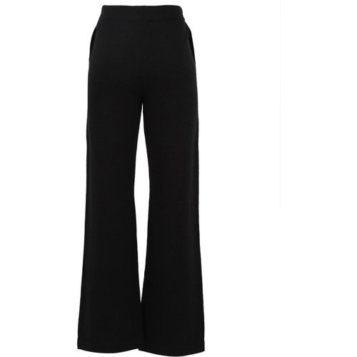 Keine schüchterne Hose
