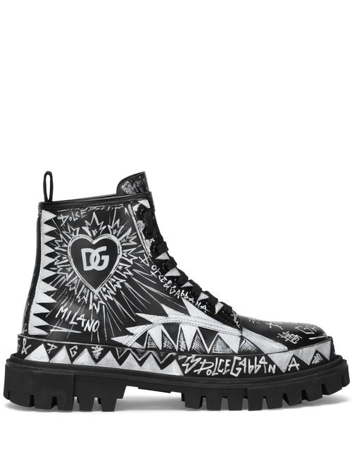 Graffiti-print lace-up boots - White