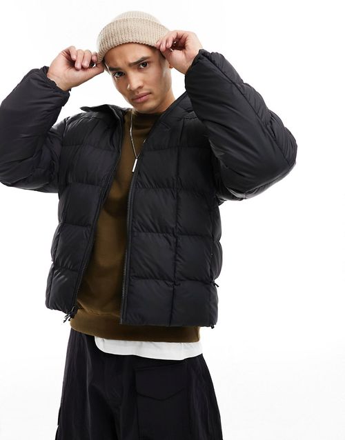Lhotse reversible puffer jacket in black