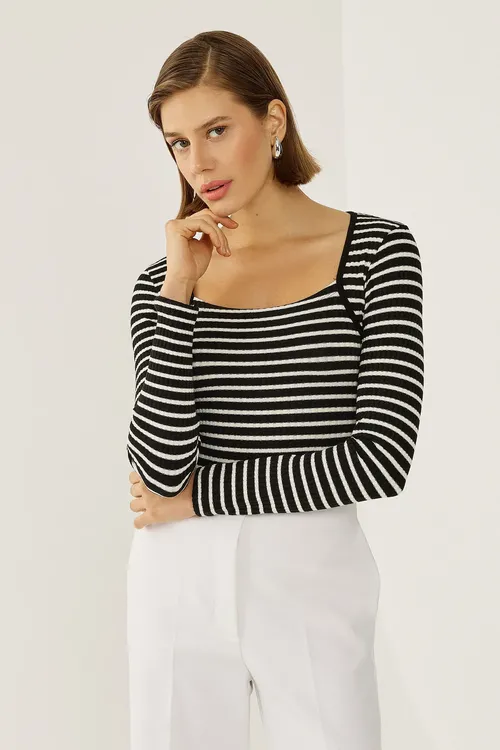 Multicolor Striped Basic Top Women