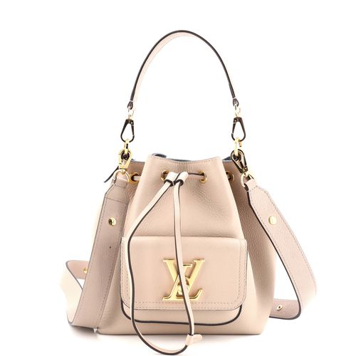 Lockme Pocket Bucket Bag Leather