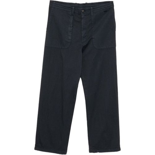 Patch pocket trouser