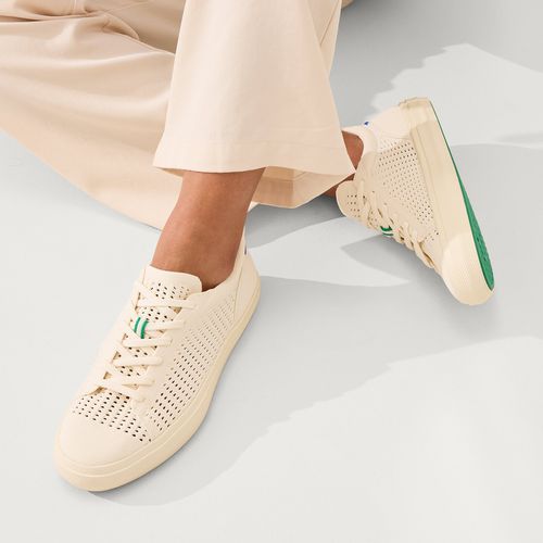 The Women's RS02 Sneaker in White/Neutral