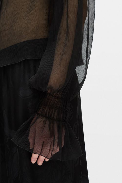 Palvi Ruffle Collar Top