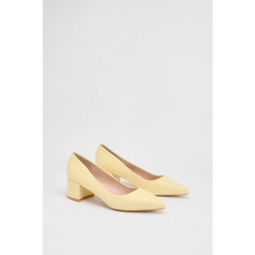 Dorothy Perkins Good For The Sole: Rebecca Block Heel Faux Leather Court Shoes In Lemon