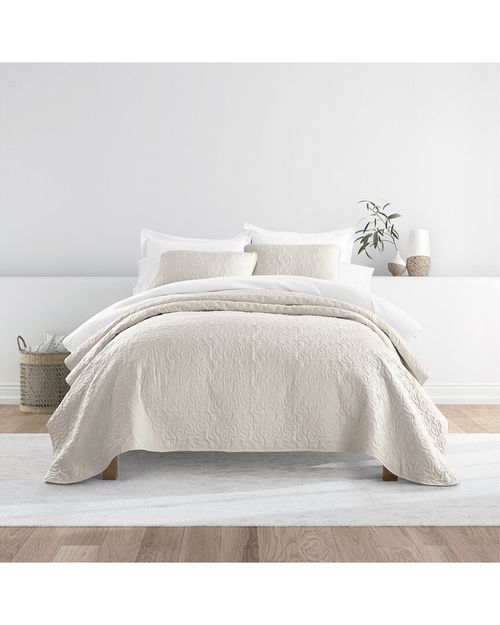 All Season Floral Stitch Quilt Set