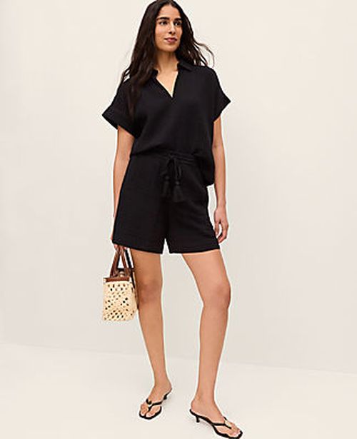 Ann Taylor The Petite Pull-On Short in Cotton Gauze