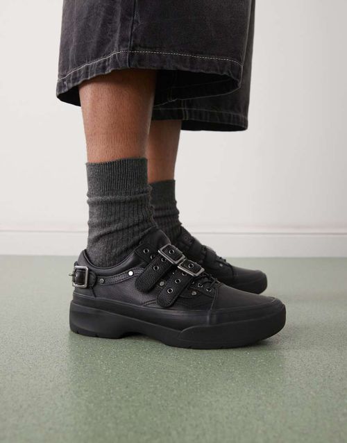 Premium Old Skool Buckle shoes in black