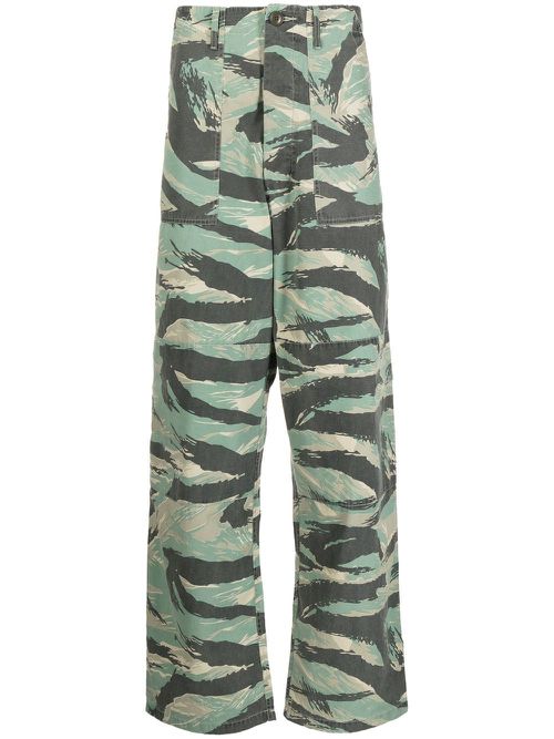 Camouflage-print straight-leg trousers - Green