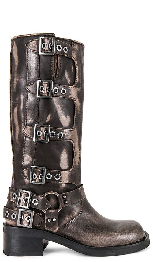 Steve Madden Rocky Boot in Black Distressed. 9.5 also , 8