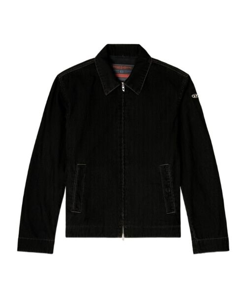 Long-sleeved zip-up jacket