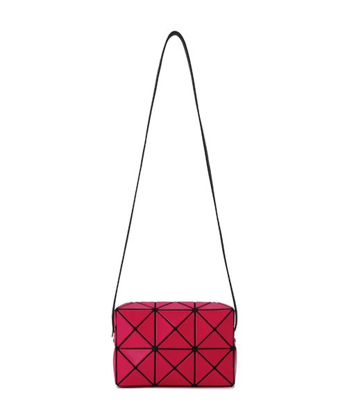 Zippered shoulder bag