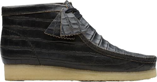 Clarks mens Wallabee Chukka Boot