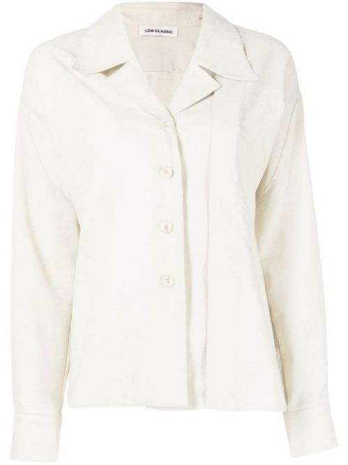 Spread-collar shirt