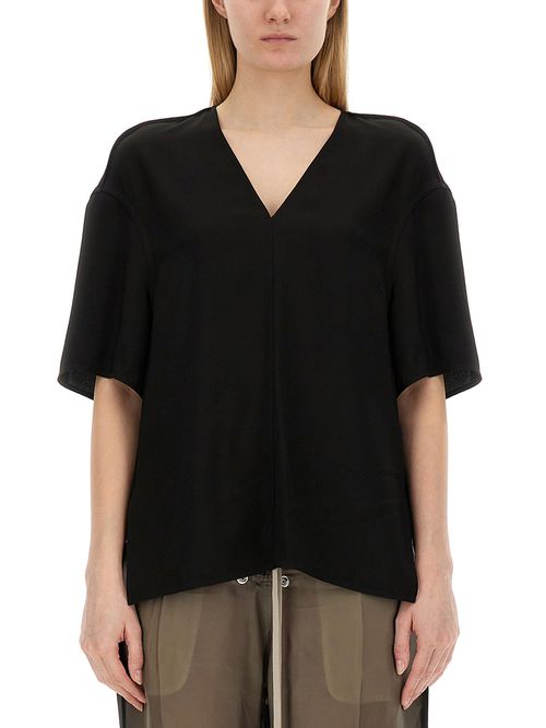 V-neck T-shirt