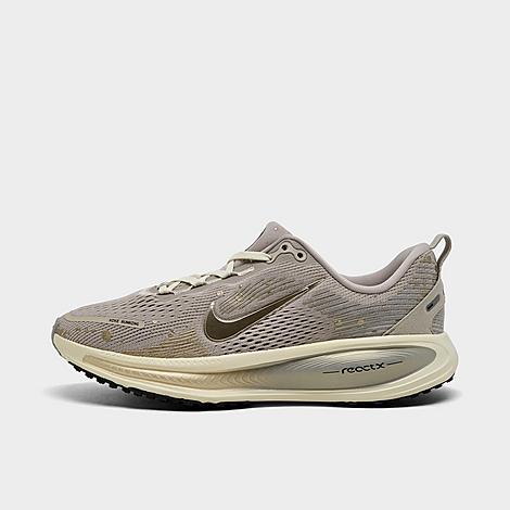 Big Kids Vomero 18 Running Shoes in Cream II/Coconut Milk/Light Smoke Grey