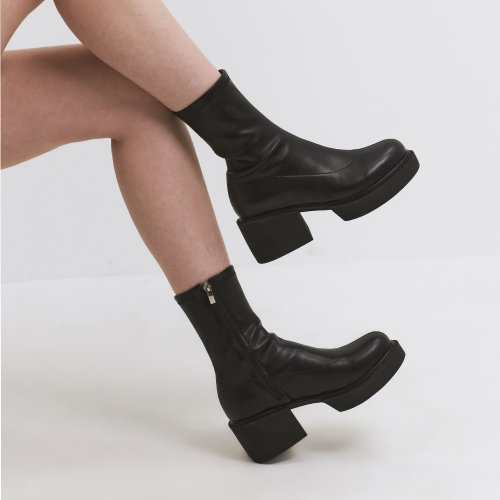 Round Toe Gaboshi Span Ankle Boots 412246021
