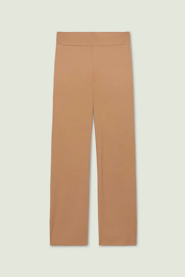 Trousers pull on woman camel