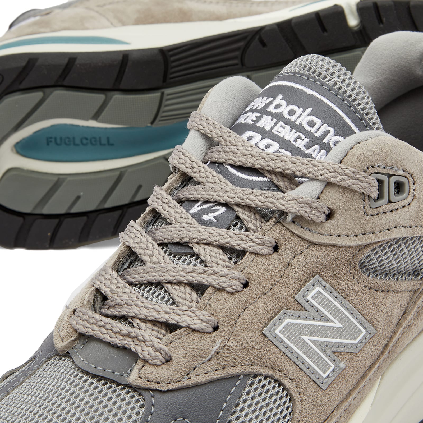U991GL2 - Made in UK Sneakers in Grey