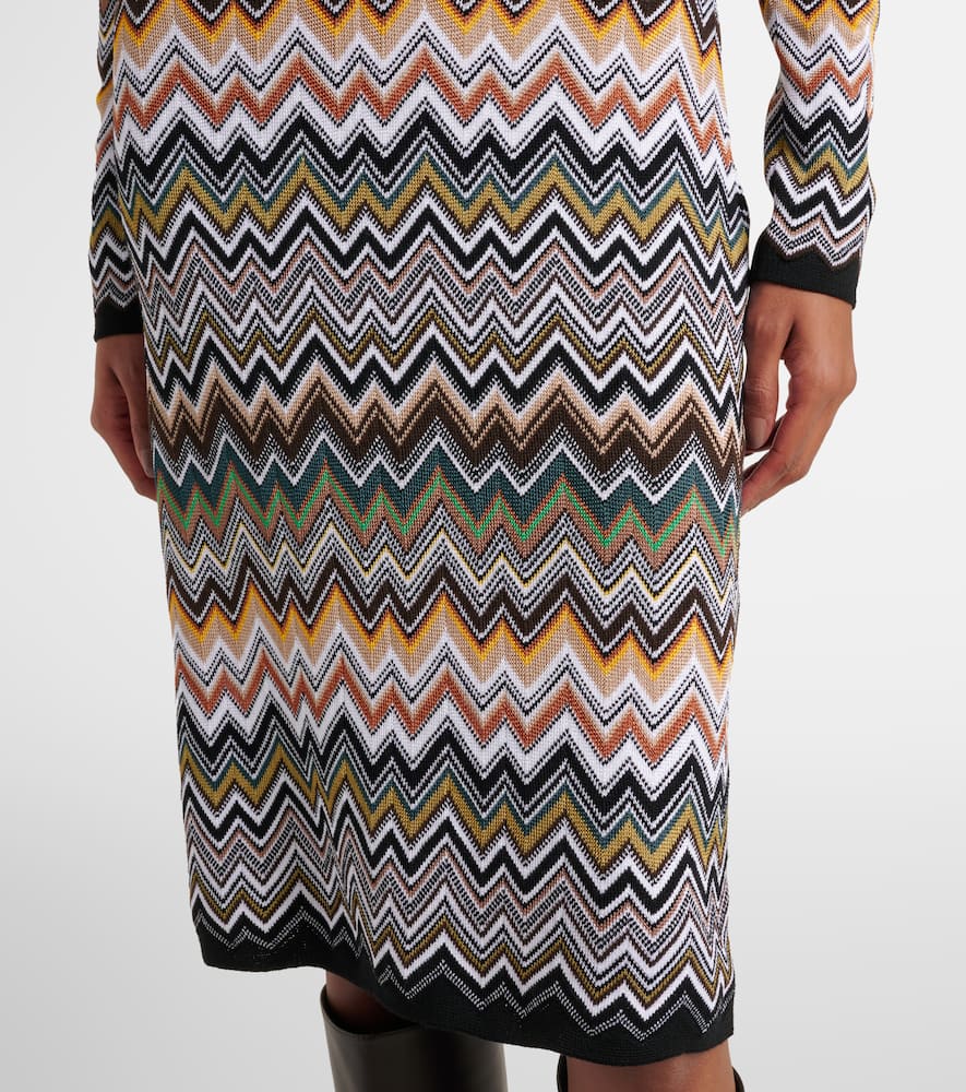 Zigzag midi dress