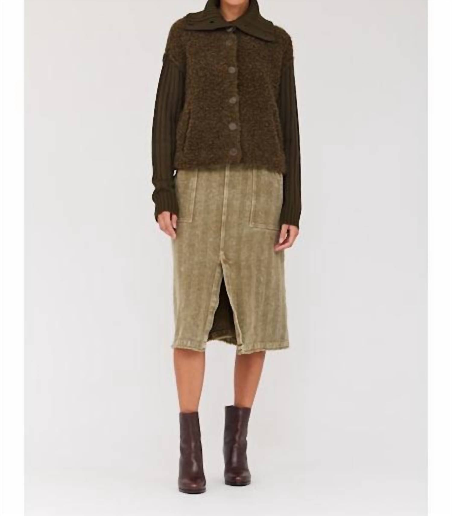 Work Skirt In Gold Green