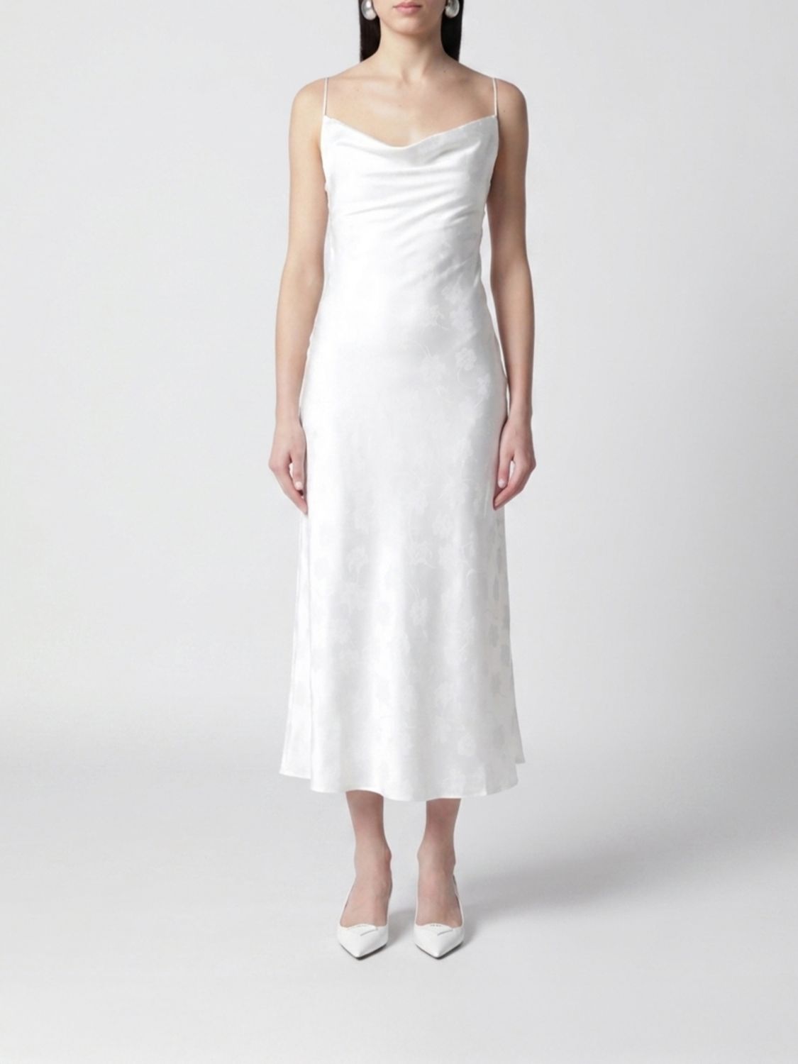 Dress Woman color White