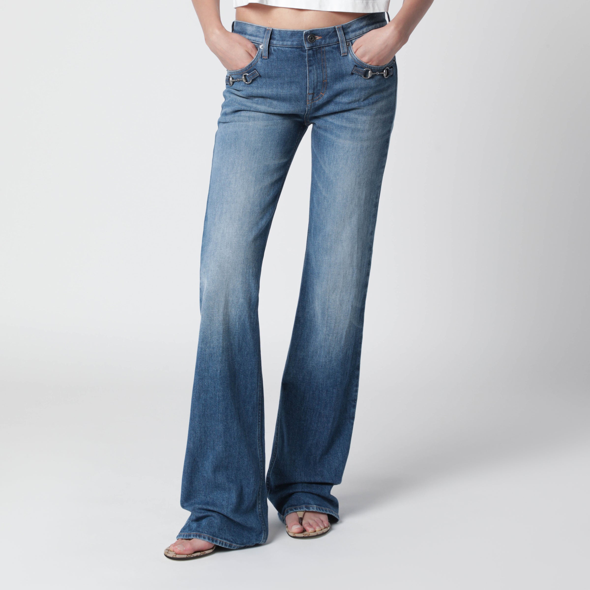Low-rise flare jeans with Horsebit in blue denim