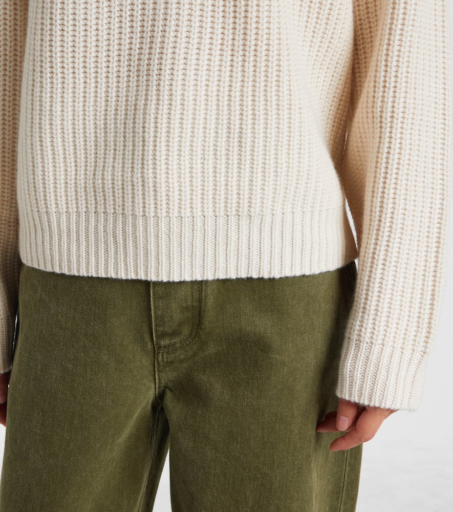 Wool and cashmere sweater