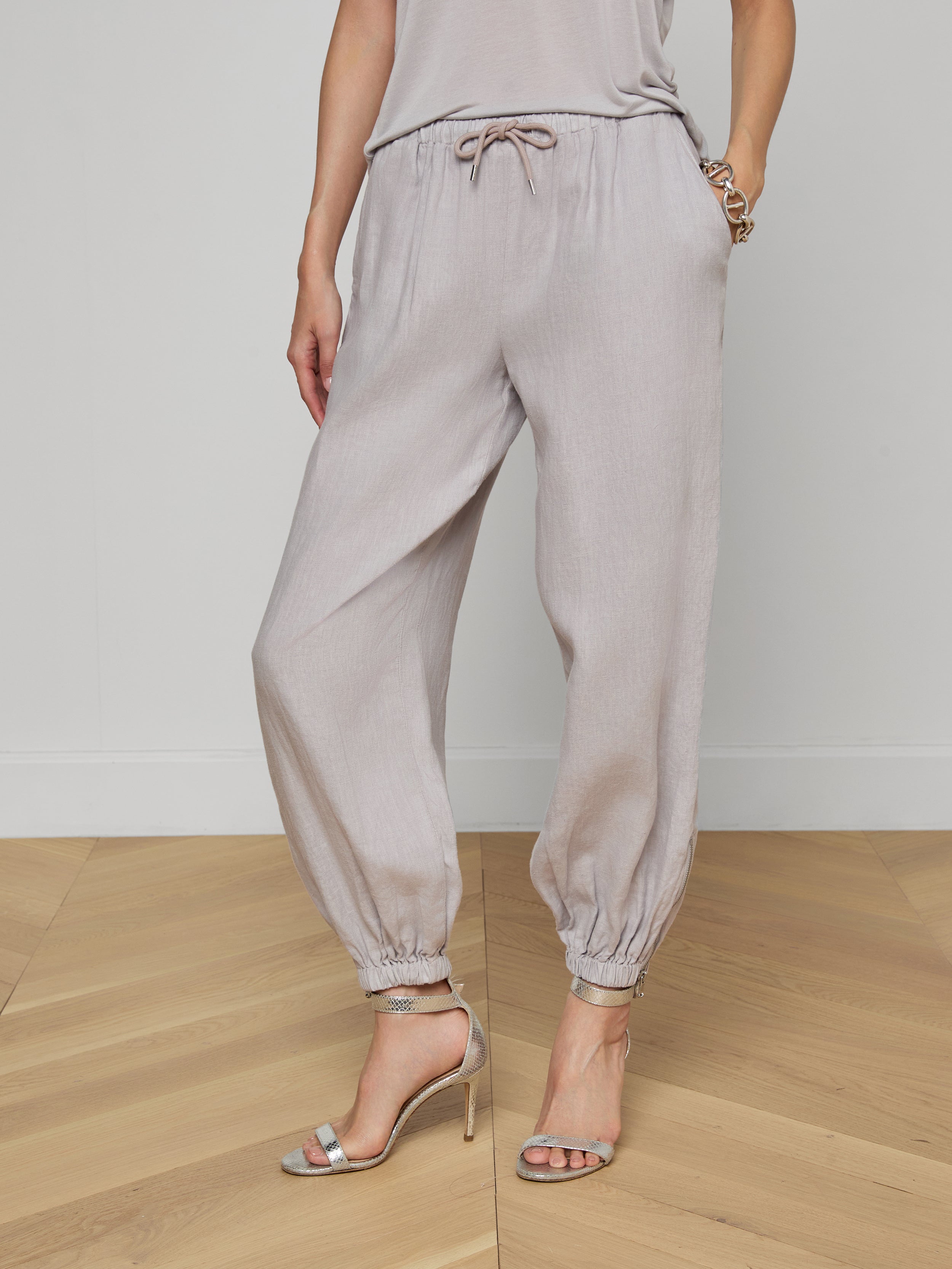 Mariko Linen Jogger In Light Pewter