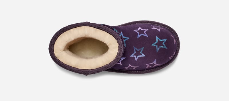® Kids' Classic II Iridescent Stars Suede Classic Boots in Nightshade/Purple Iridescent