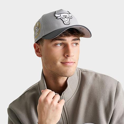 Chicago Bulls NBA 6-Time Champs 9FORTY A-Frame Snapback Hat in Light Grey/Dark Grey