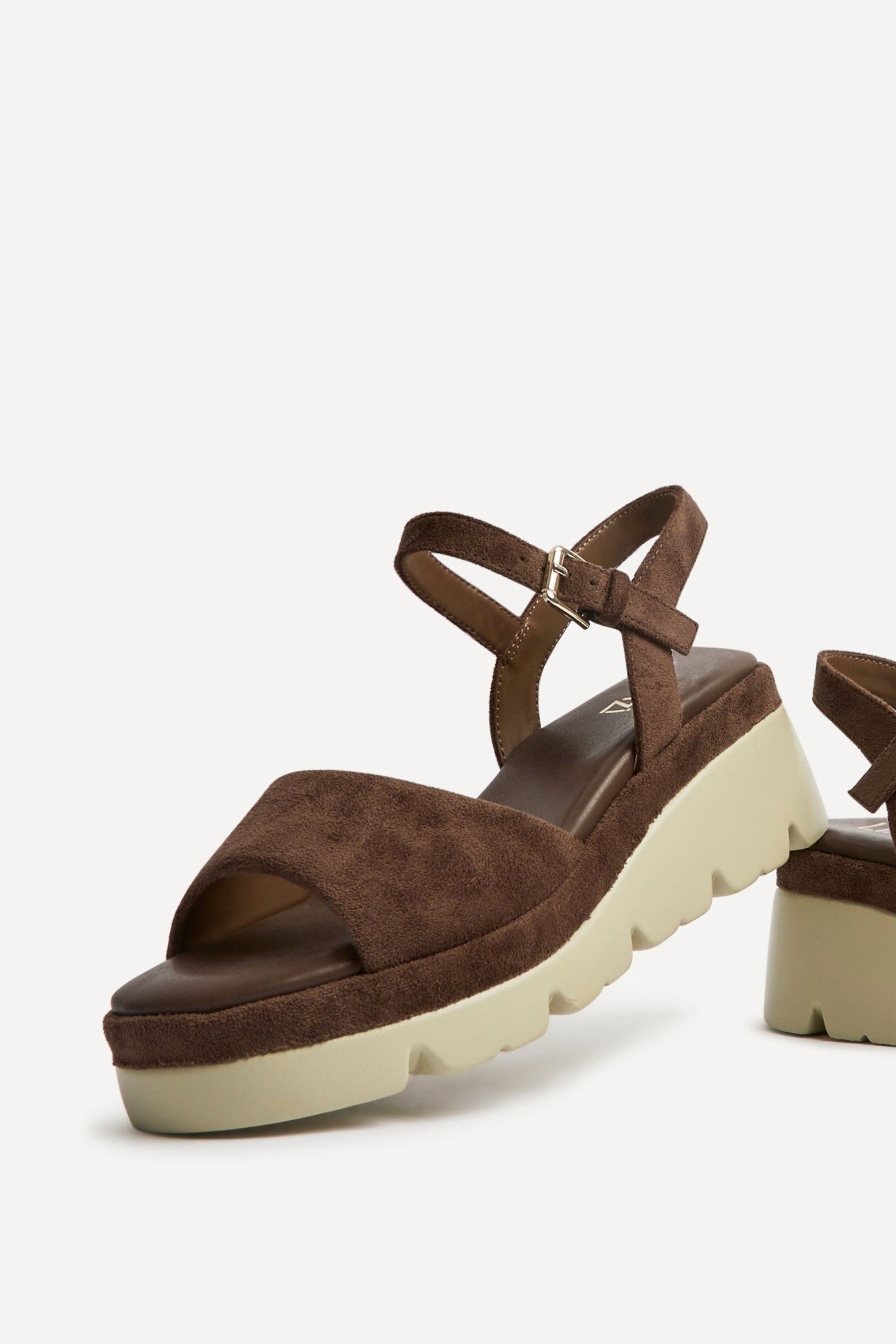 Linzi Women's Nyla Brown Platform Cleated Sandals | : 4/Standard Fit