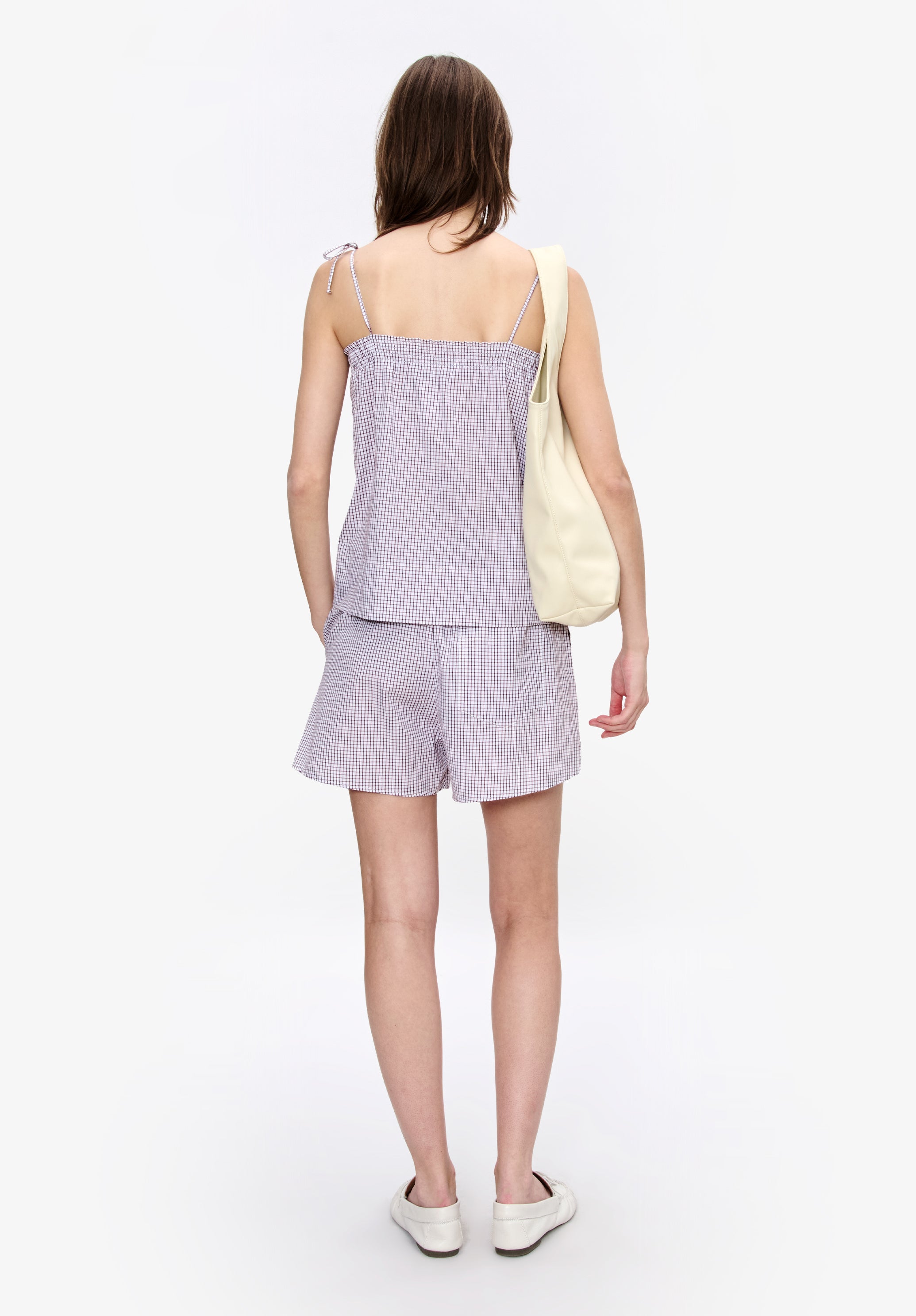 A. P.C. Women's Ava shorts Size: 34 in Dark chestnut brown