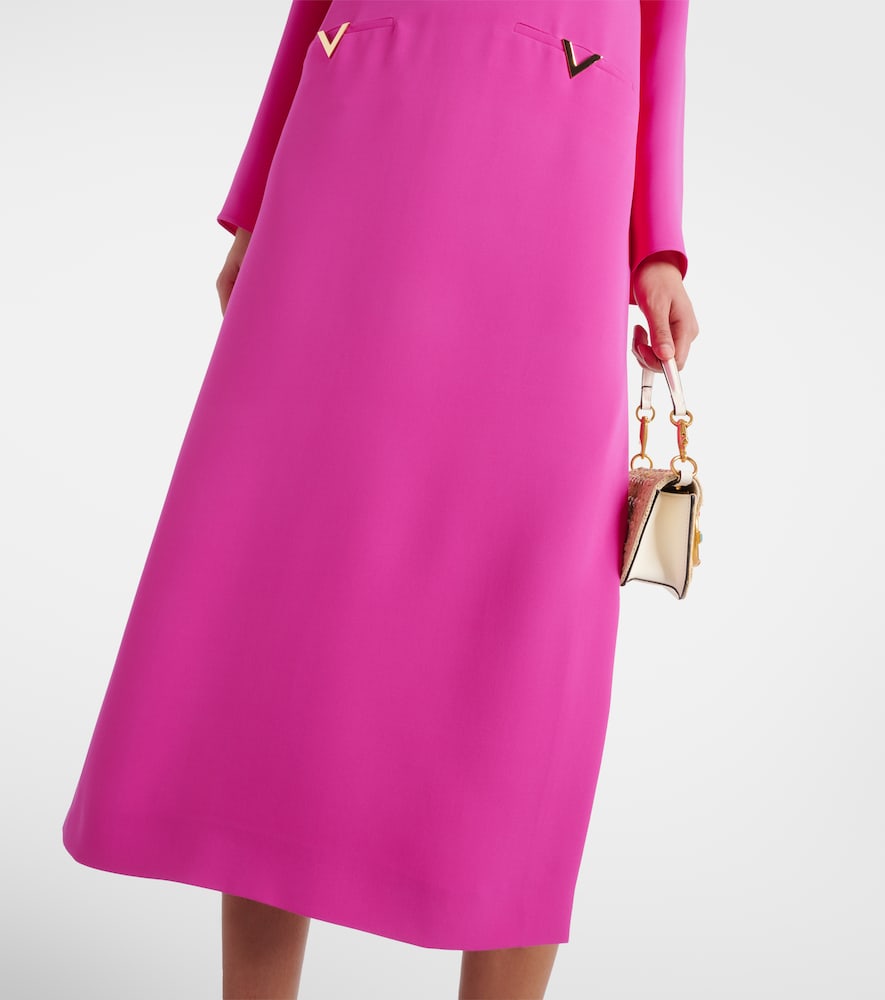 VGold silk kaftan