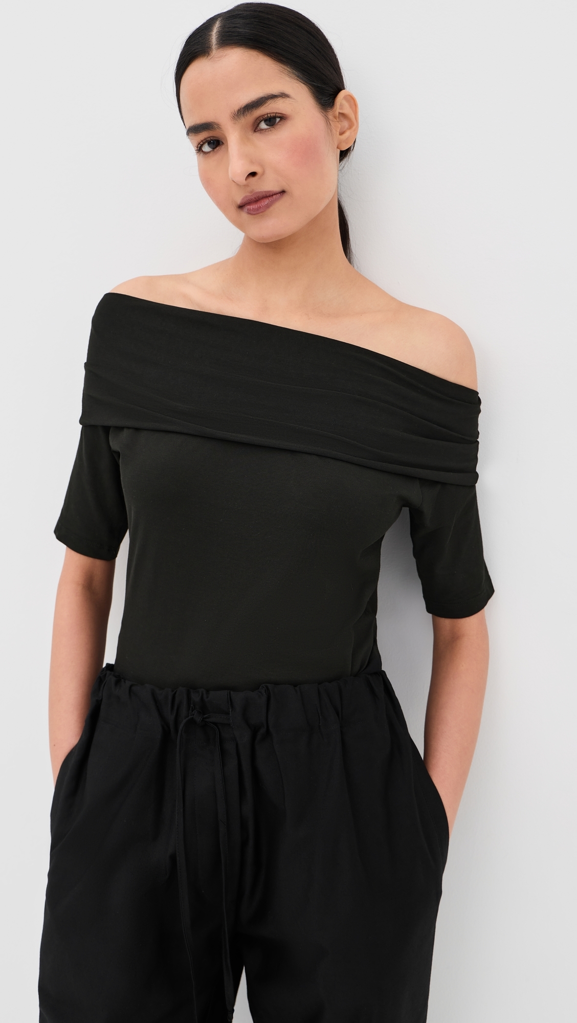 Short Sleeve Twisted Top Black
