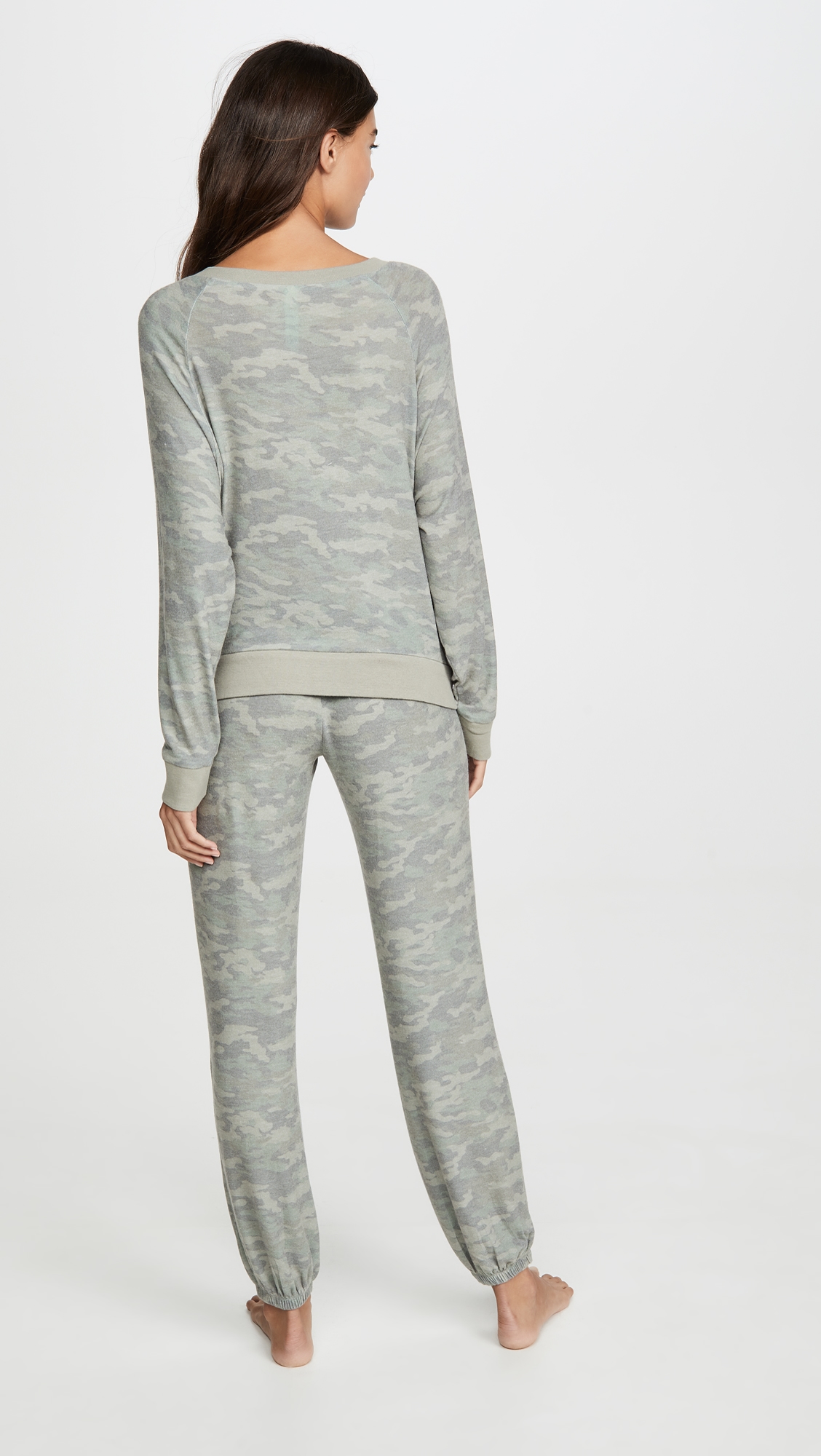 Star Seeker Lounge Set Camo